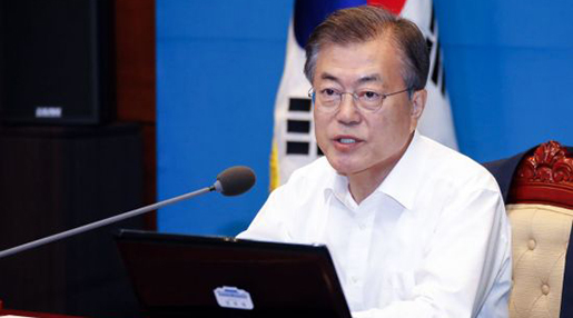 문대통령 꼽은 靑 참모의 3가지 덕목