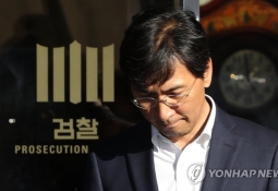 "김지은 외 더…" 안희정 캠프 출신 인사의 '대폭로'