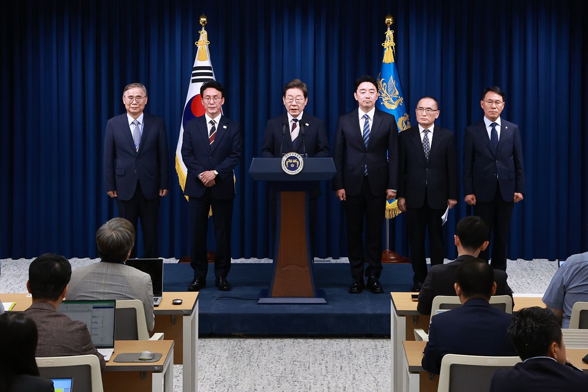 '李대통령 첫 인사' 국무총리에 김민석·국정원장에 이종석 지명