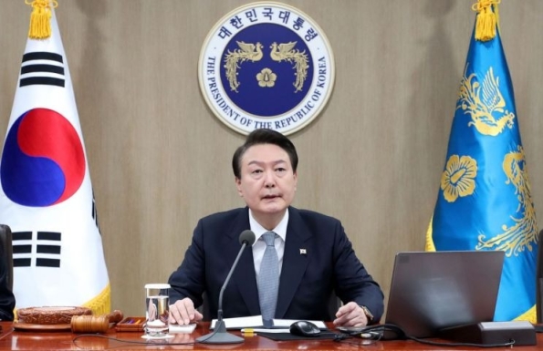 尹정부 1년
