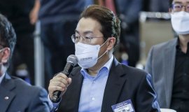 강한승 쿠팡 대표, 용산서 열린 '中企인대회' 참석…"판로 개척 기여" 