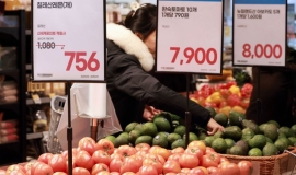 고환율에 '물가 경고등'…글로벌IB, 물가 전망 줄상향