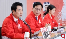 [포토] 장동혁 “한동훈, 보수 망가뜨리고서 재건? 말이 되냐”