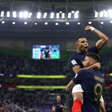 ‘디펜딩 챔피언’ 프랑스 8강 진출…폴란드 3-1 제압