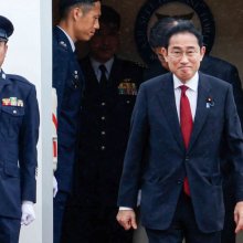 [포토] 미소 짓는 기시다 후미오 일본 총리