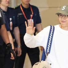 "축구 이강인, 두산가 5세와 파리 데이트" 열애설