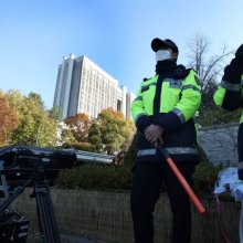 [포토] 이재명 위증교사 1심 선고, 경비 강화 된 법원