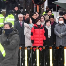 [포토] 대통령 관저 앞 집결한 국민의힘 의원들