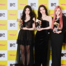 에스파, 日 MTV 'VMAJ' 여성가수 최초 4관왕