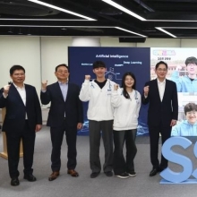 [포토] 이재명 대표-이재용 회장, 청년 취업지원 현장 간담회