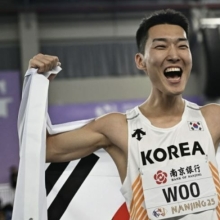 우상혁, 올림픽 챔피언 제치고 3년 만 세계실내선수권 우승