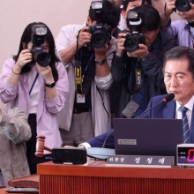 [포토] ‘이재명 면소’ 공직선거법 개정안, 법사위 통과