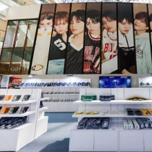 YG 베이비몬스터·트레저, 중국서 팝업스토어 인기몰이