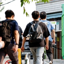 [포토] 사전투표소로 이어지는 발걸음