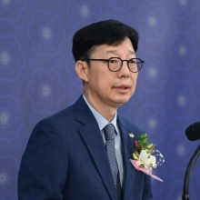 [포토] 취임사하는 박윤주 외교1차관