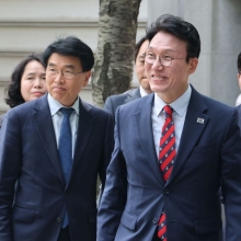 [포토] 출근하는 김민석 국무총리 후보자
