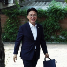 [포토] 출근하는 김민석 총리 후보자