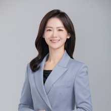 이수경 빙상연맹 회장, 女최초 대한민국 올림픽 선수단장