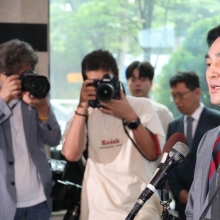 [포토] 답하는 안규백 국방부장관 후보자