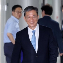 [포토] 의원실로 출근하는 정성호 법무부 장관 후보자