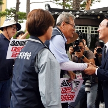 [포토] 김민석 신임 총리 첫 행보는?