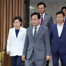 [포토] 송언석 “전한길 입당 호들갑 마…자정능력 믿어달라”