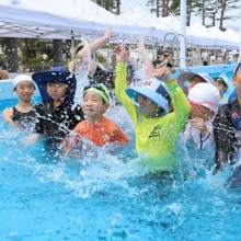 [포토] 무더위 핫스팟, 광화문 썸머비치 수영장