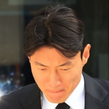 대한축구협회, 황의조 준 영구제명 조치…국내서 선수·지도자 활동 불가