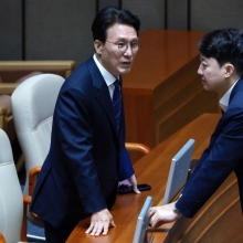[포토] 대화하는 김민석-이준석