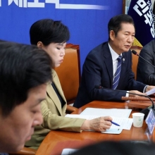 [포토] 정청래 "내란에 맞선 개혁은 달라야 해…저항 굴하지않고 전진"