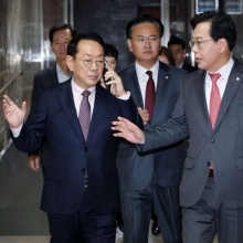 [포토] 국감대책회의 참석하는 송언석 원내대표