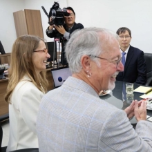 [포토] 유철환 위원장과 샘 리처드 교수 대담