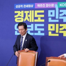 [포토] 최고위 참석하는 정청래-김병기