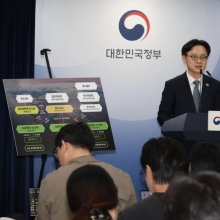 [포토] 한미 관세협상 관련 브리핑 하는 김정관 장관