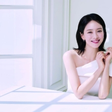 배우 송지효 소속사 "부친 회사 채무 불이행 주장 메일은 범죄행위"