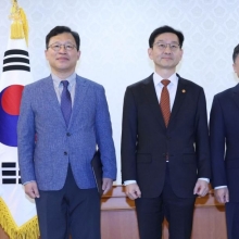 [포토] 12·3 비상계엄 관련 헌번존중 정부혁신 TF 자문단