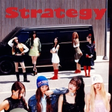 트와이스, K팝 걸그룹 최초 美 레코드산업협회 플래티넘