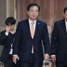 [포토] 여야, 9일 본회의 오후 4시로 연기…"이견 못 좁혀"