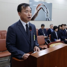 [포토] 모두발언하는 김종철 방미통위원장 후보자