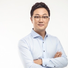 '동물농장 아저씨' 성우 안지환, 건강상 이유로 활동 중단