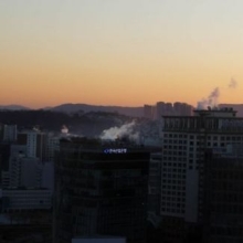 [포토] 난방 수증기 내뿜는 도심빌딩