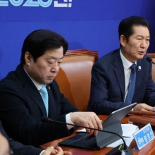 [포토] 정청래 "통일교 특검서 신천지 빼자는 국힘…꼭 포함시켜야"