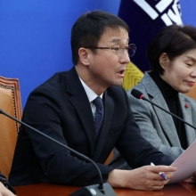 [포토] 한병도 "중수청·공소청법 당정 이견 없어…치열한 토론은 당연"