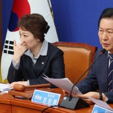 [포토] 정청래 "합당 토론회 열겠다…원한다면 비공개로"