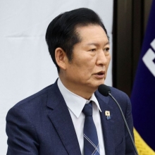 [포토] 정청래 "합당 선언 한 적 없다…초선부터 3선까지 의견 경청할 것"