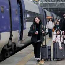 [포토] '고향으로 가는 가벼운 발걸음'