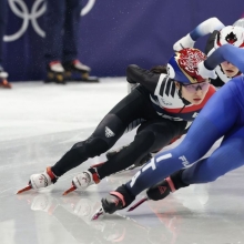 최민정 2차례 선두 탈환..女쇼트트랙 3000m 계주 결승 진출