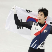 황대헌 쇼트트랙 남자 1500m 은메달…신동민은 4위