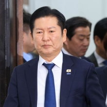 [포토] 표정 굳은 정청래 민주당 대표