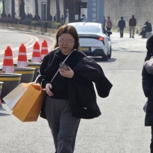 [포토] 봄이 오려나...포근한 날씨